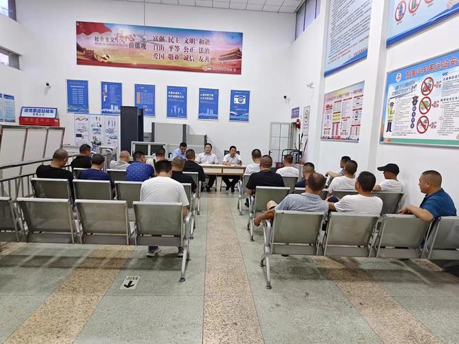 连汽东海分公司开展驾驶员安全警示教育培训